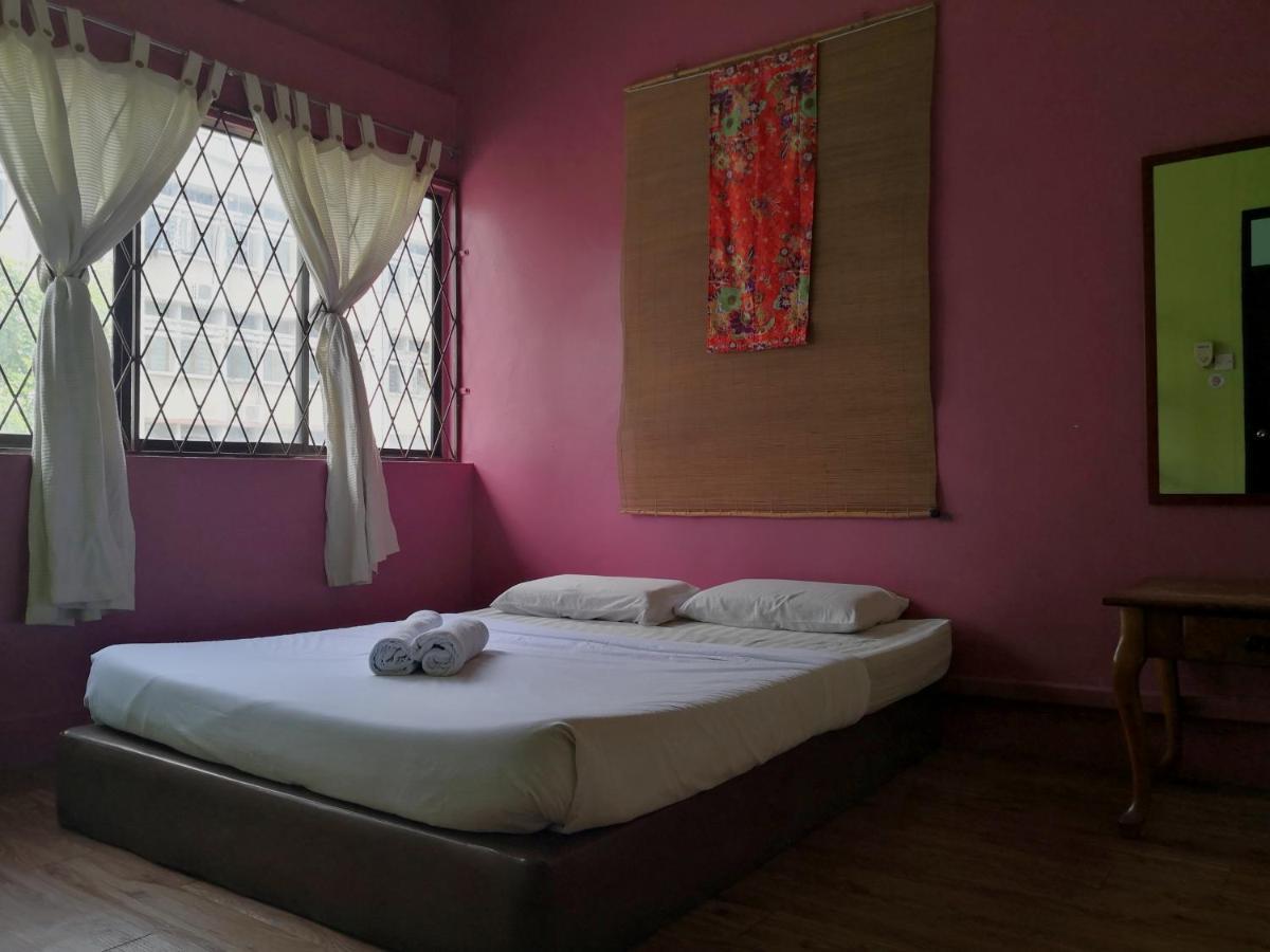 Akinabalu Youth Hostel Кота-Кинабалу Экстерьер фото