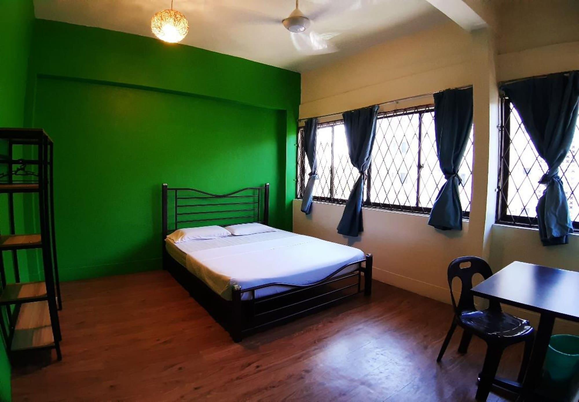 Akinabalu Youth Hostel Кота-Кинабалу Экстерьер фото